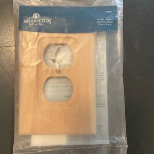 Brainerd Studio Single Duplex Wood Outlet Cover - Natural Wood